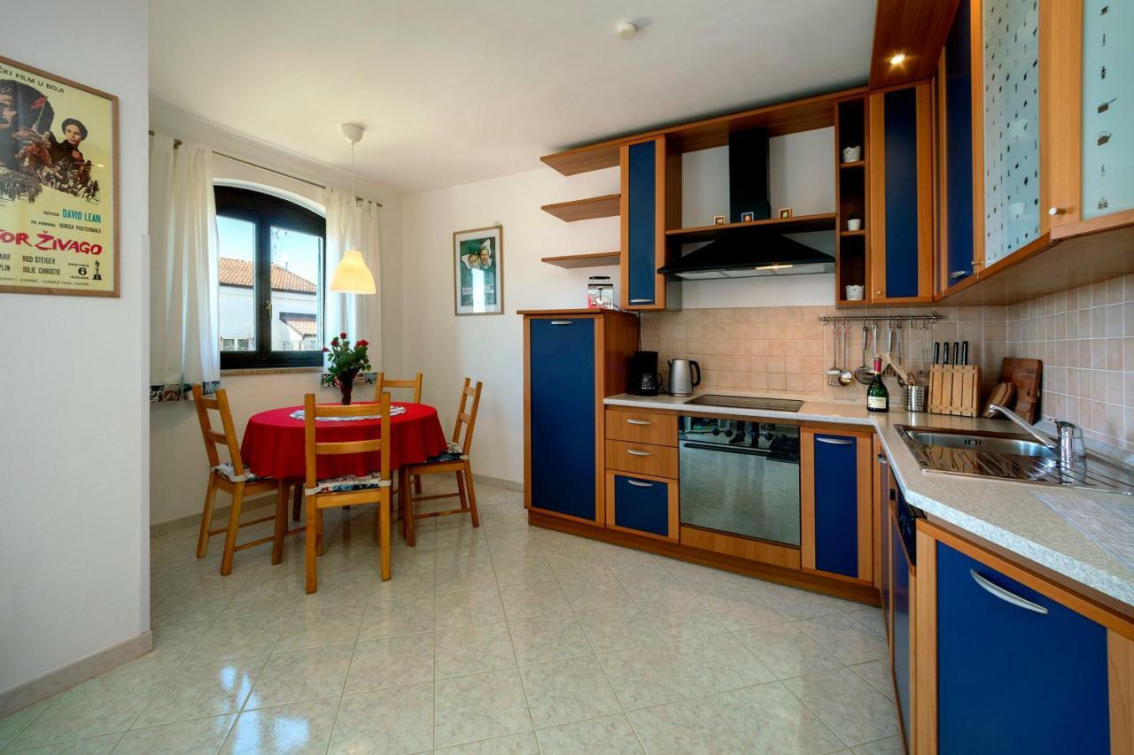 Apartment Kika Пореч Екстериор снимка